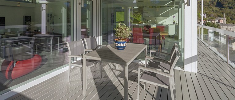 Pflegeleichte Terrassendielen aus WPC und BPC